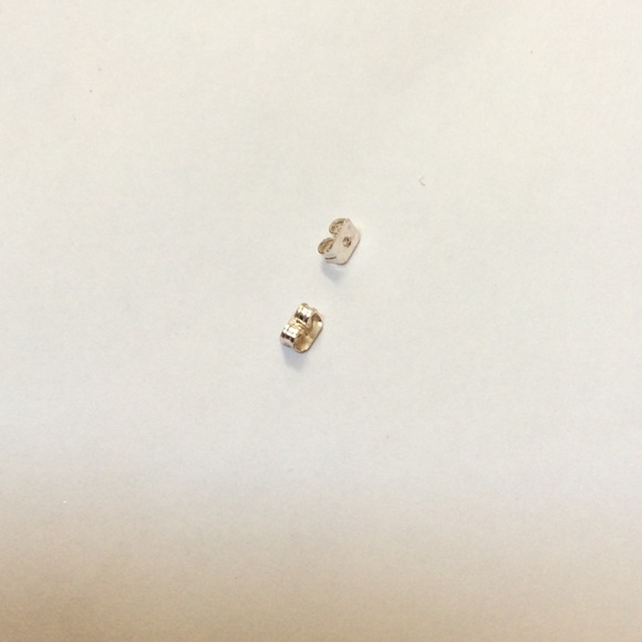 Blue flower earrings. - Picture 2 of 2